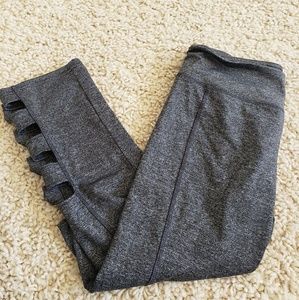 GRAY FOREVER 21 WORKOUT CAPRI PANTS